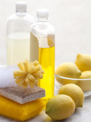 7 Ways to Fake a Clean House-Fast!