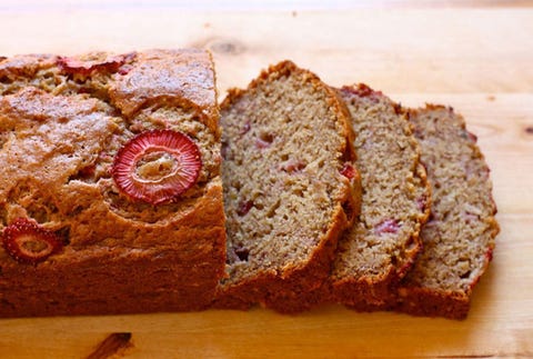 Food, Bread, Baked goods, Brown bread, Cuisine, Gluten, Dish, Snack, Finger food, Rye bread, 