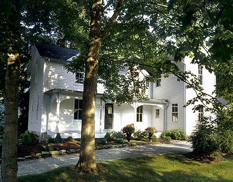 Garden Plans for a Farmhouse - Kevin Reiner Garden Plans for a Farmhouse - Kevin Reiner on Farmhouse Backyard Patio id=17088