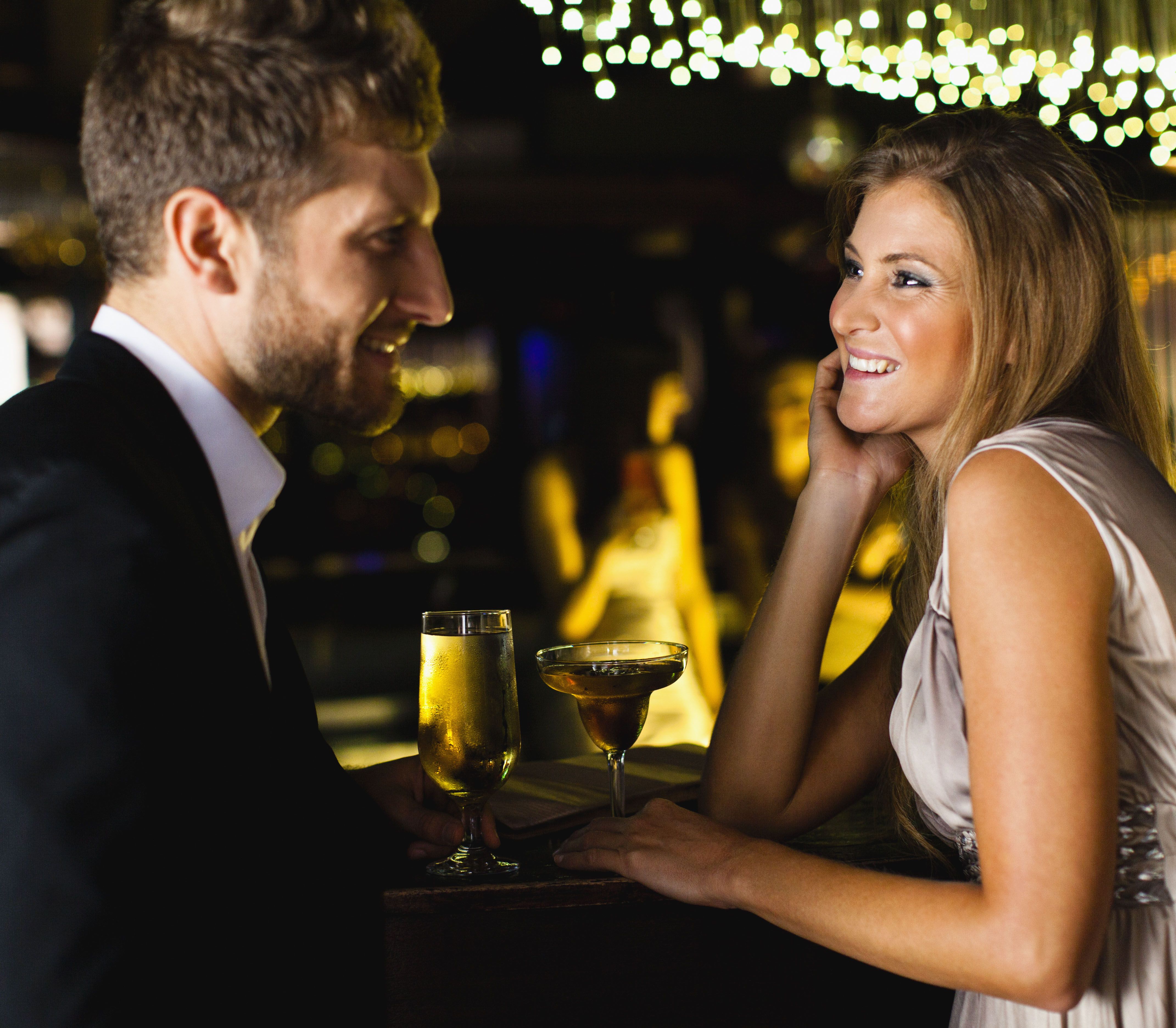 waar te ontmoeten voor de eerste date online dating