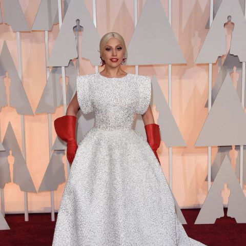 Lady Gaga Oscars 2015 jurk rode loper