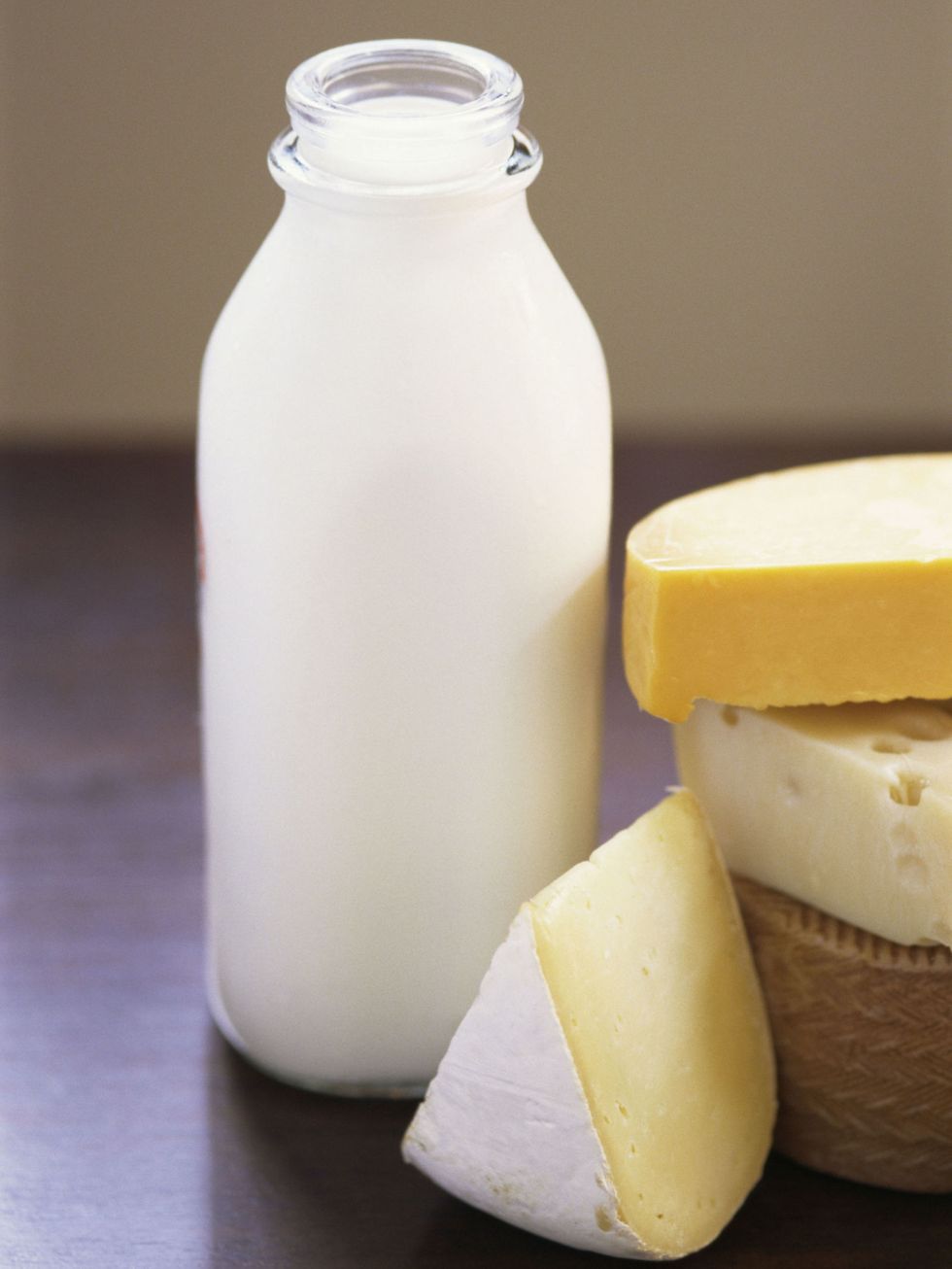 <p>Cheese, please. <a href="http://care.diabetesjournals.org/content/30/3/485.full">Research</a> has shown that a diet rich in calcium from dairy promotes weight loss in type 2 diabetics. Why? Not getting enough calcium may trigger the release of calcitriol, a hormone that causes the body to store extra fat. Another <a href="http://www.ncbi.nlm.nih.gov/pubmed/20227261">study</a> came to a similar conclusion, and added that choosing the low-fat dairy options increases weight loss while still allowing your body to absorb the calcium it needs.&nbsp;</p>