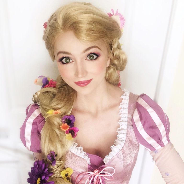 Hair, Hairstyle, Pink, Eyelash, Style, Blond, Costume, Makeover, Day dress, Brown hair, 