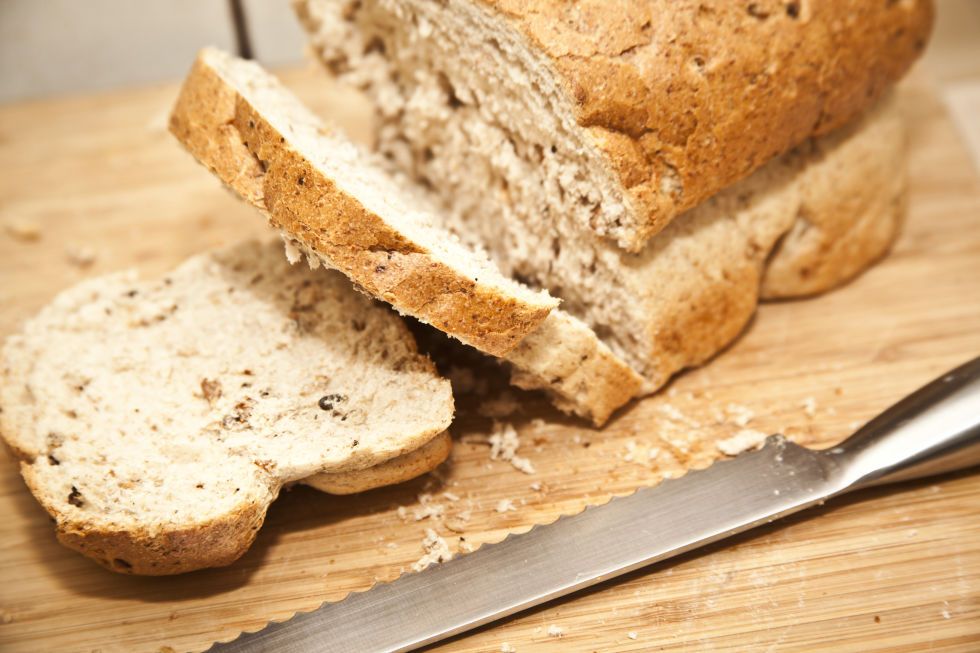 Bread, Brown, Food, Brown bread, Baked goods, Loaf, Gluten, Ingredient, Rye bread, Breakfast, 