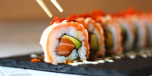 parasiet-in-sushi