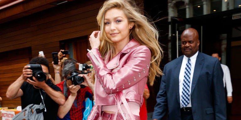 Wauw Dit Instagram Model Lijkt Als Twee Druppels Water Op Gigi Hadid