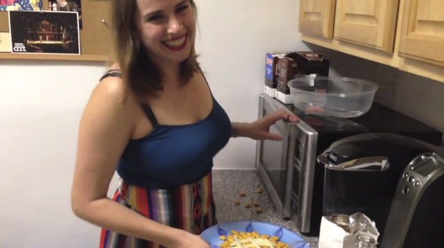 Brilliant Drunk Woman Creates The Greatest Grilled Cheese Cooking Hack Ever 