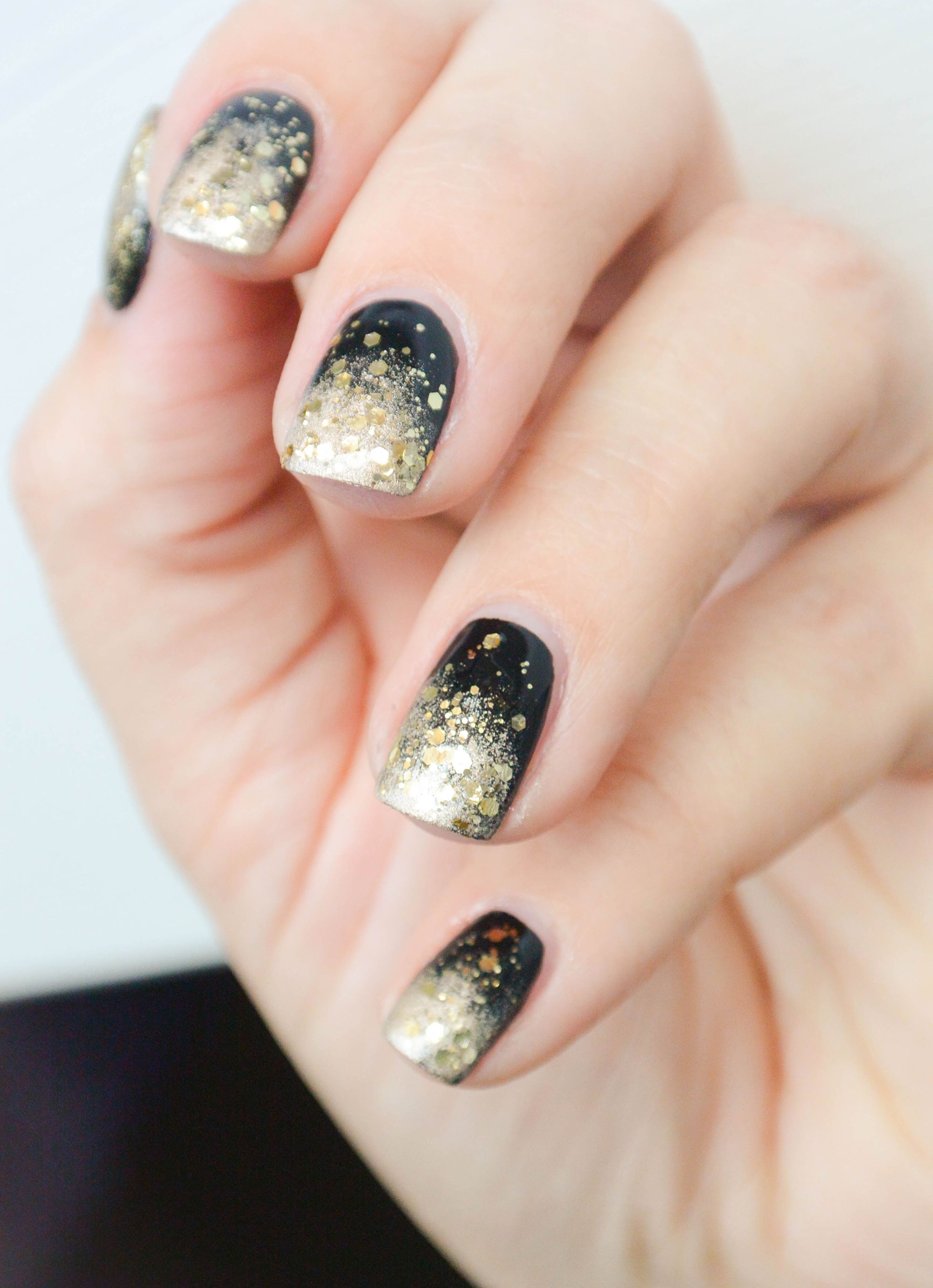 Sparkly New Year S Eve Ombre Nails Nail Tutorial