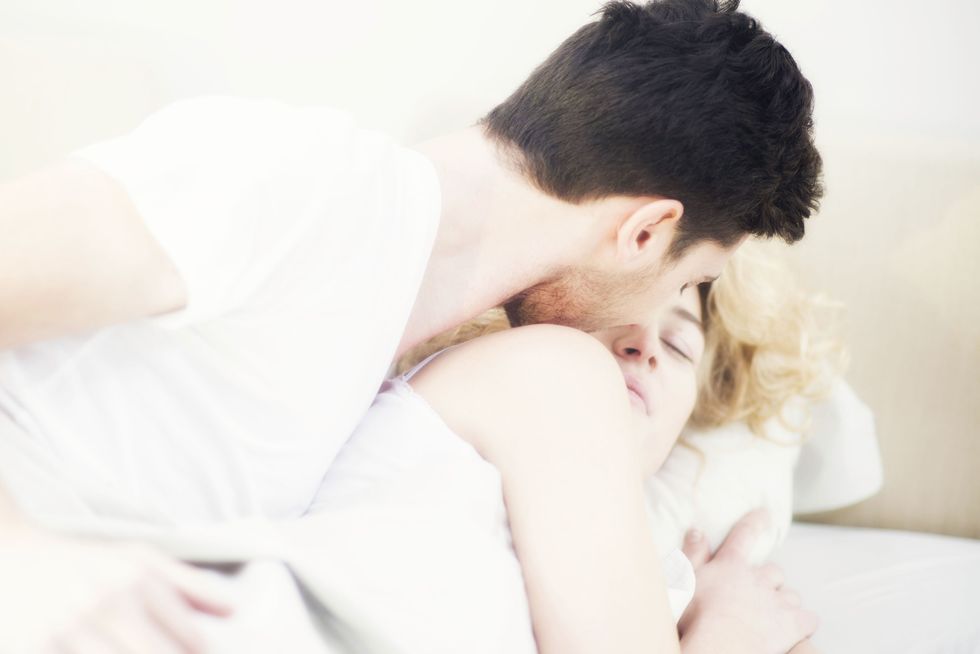12 Things Guys Think About Having Morning Sex