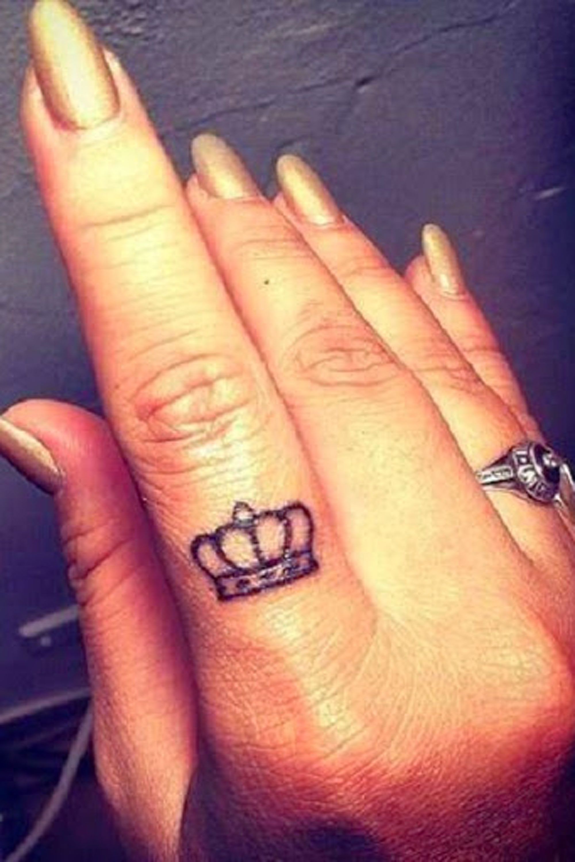 tattoo designs on finger