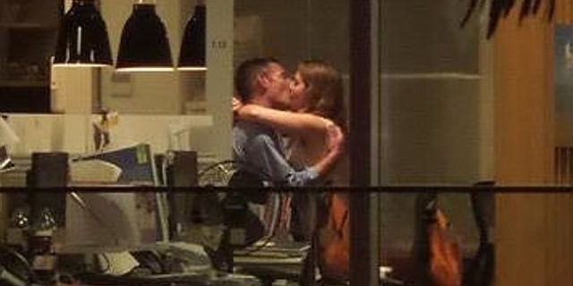 Couple S Late Night Office Sexcapades Watched By An Entire Bar Ends Up