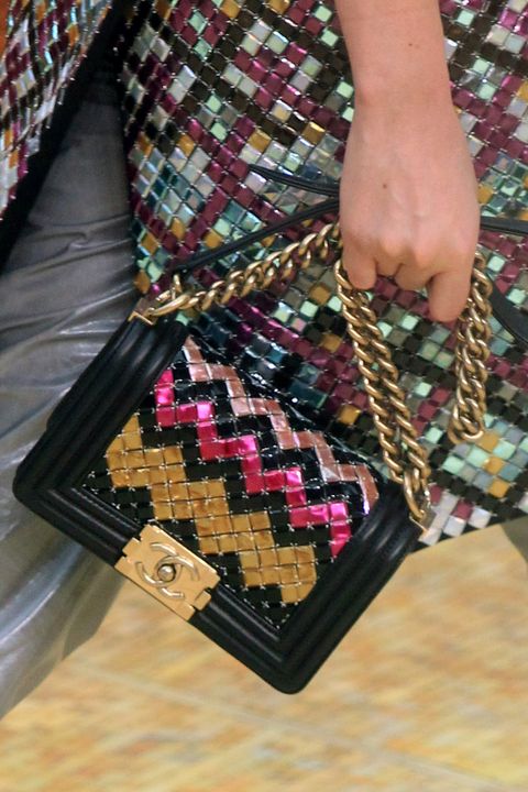 37 Heartbreakingly Beautiful Chanel Accessories