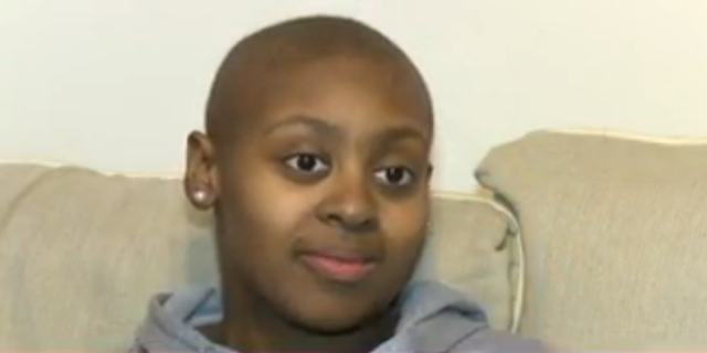 Teen Battling Cancer Gets An Amazing Surprise Visitor Before Her Senior ...