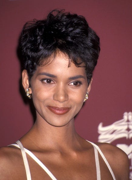 15 Hairstyles From '90s MTV Movie Awards That'll Hit You Like a