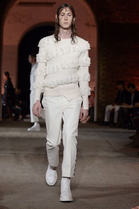 25 Outrageous Men S Runway Trends That Look Like Women S Wear