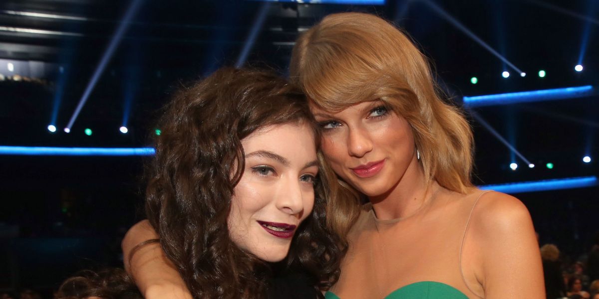 Taylor Swift's Squad Might Actually Be a Witches' Coven