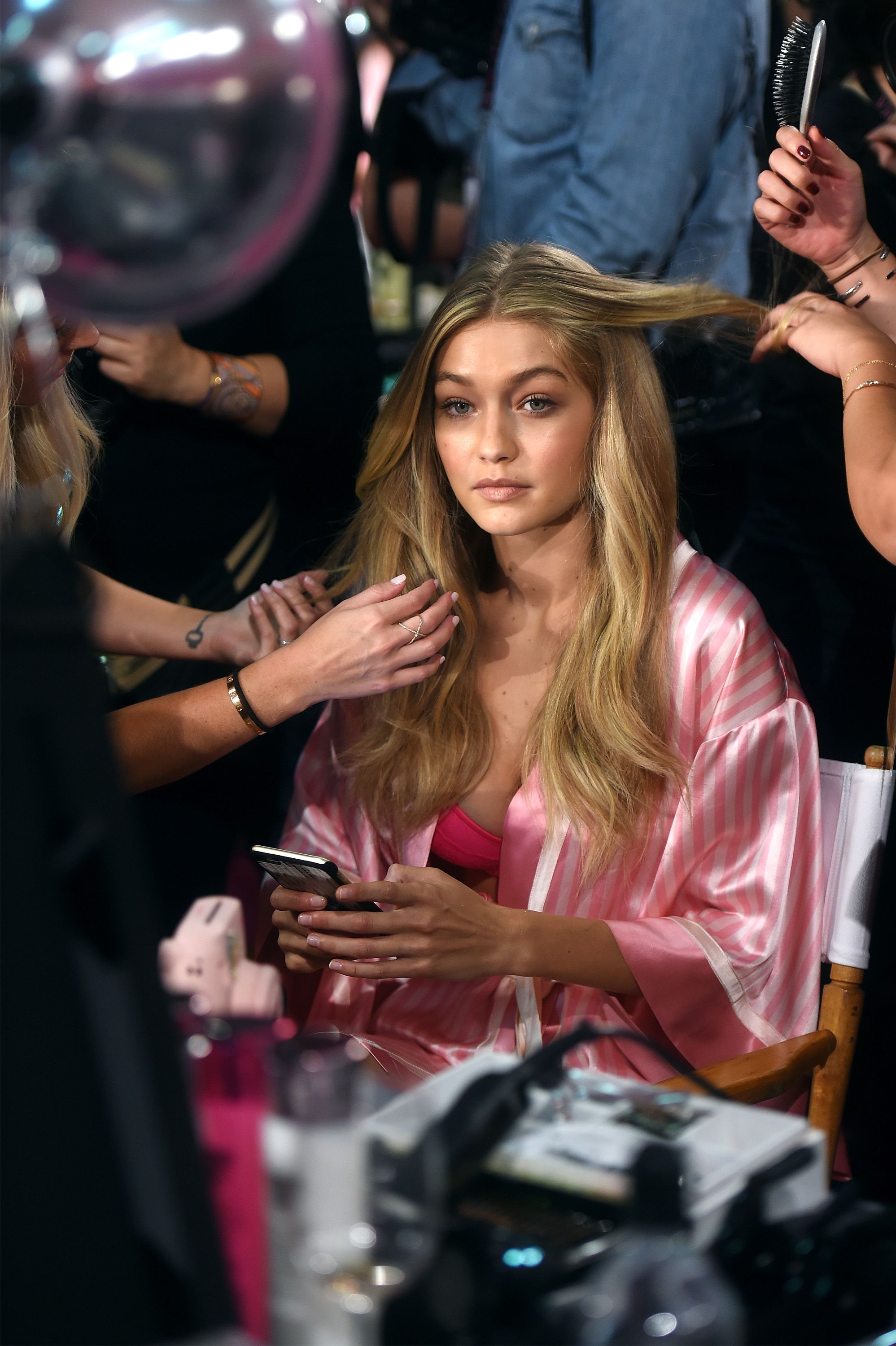 Gigi Hadid Walks Victoria S Secret Fashion Show 2015 After Rejection