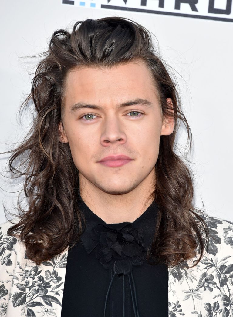 Harry Styles Wore a "Women Are Smarter" Shirt and the Entire Internet