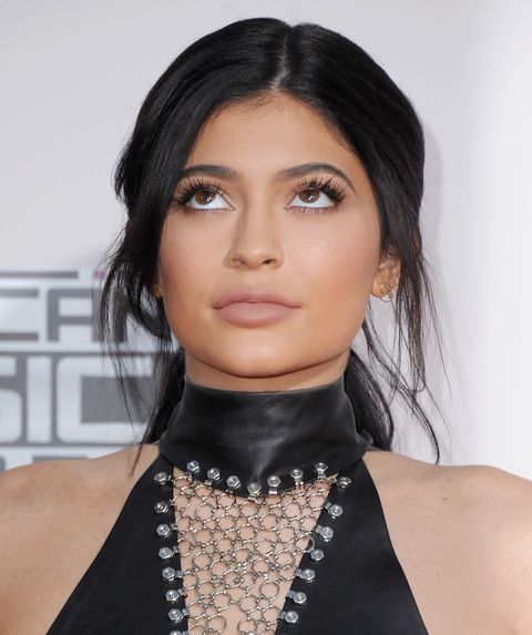 Kylie Jenner Again Denies Rumors That She's Pregnant