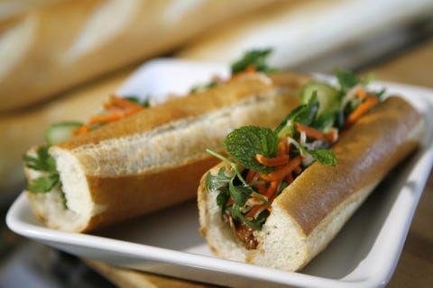 These College Students Claim Their Cafeteria Food Is Racist