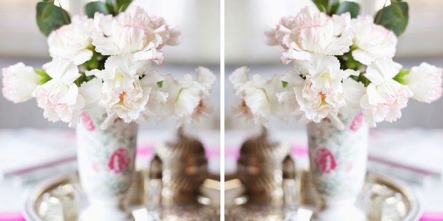 Making your artificial flowers smell great