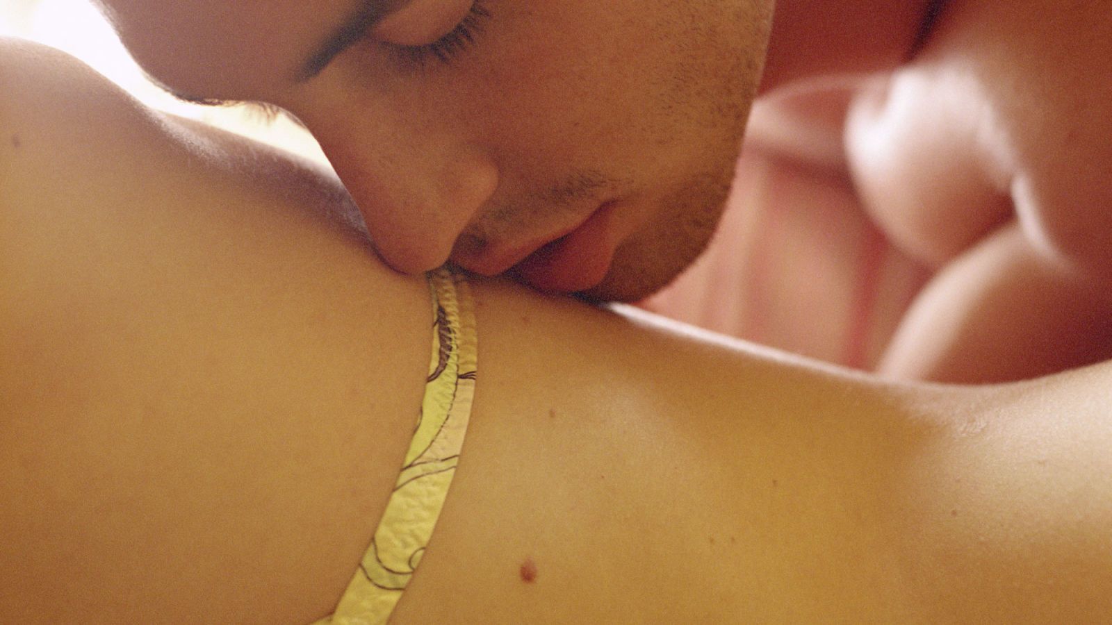 27 Guys Reveal The Best Thing a Woman Has Ever Done In