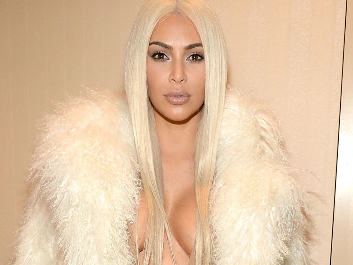 Kim Kardashian's Red Carpet Cleavage Secret Revealed - How Kim