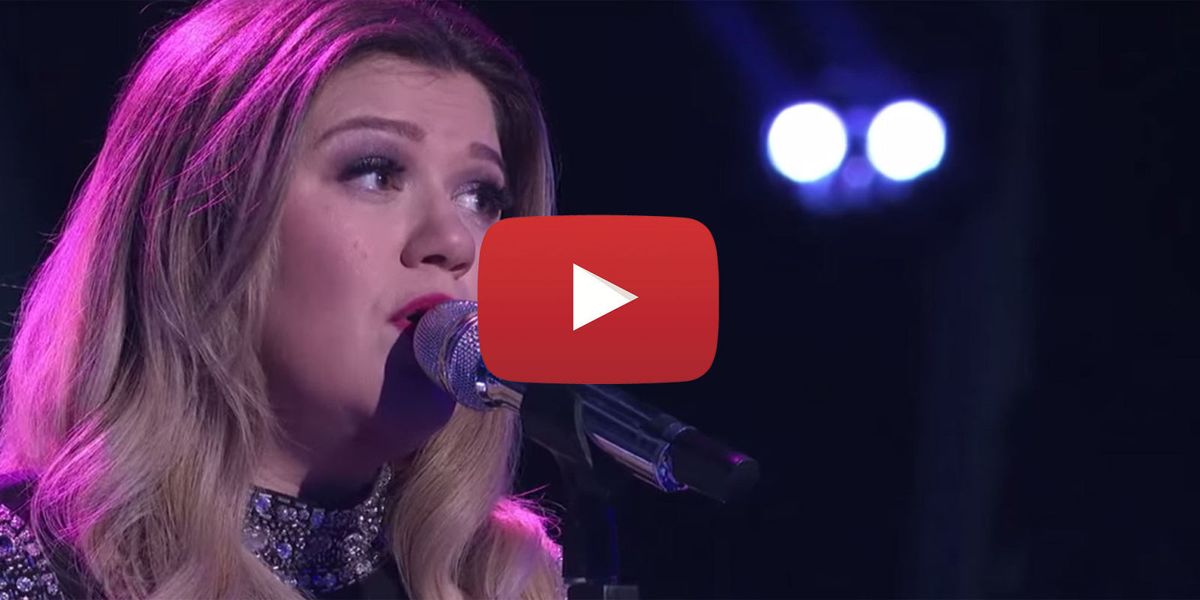 Kelly Clarkson Made Everyone Cry with American Idol Performance