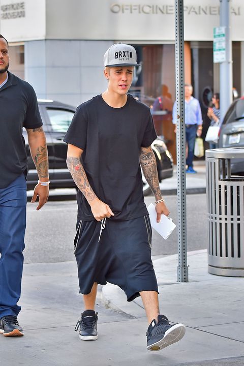 22 Times Justin Bieber's Clothes Made No Sense
