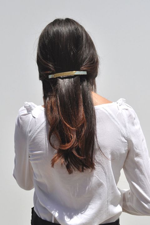 Clothing, Hairstyle, Sleeve, Shoulder, Style, Back, Neck, Hair accessory, Liver, Long hair, 
