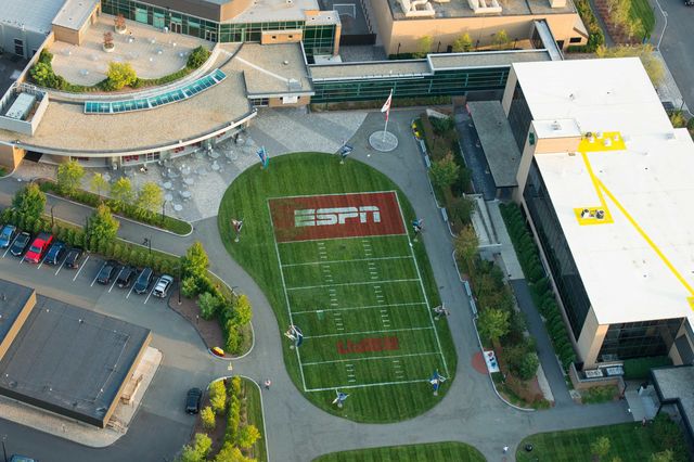 ESPN Studio Y Broadcast Set Design Gallery