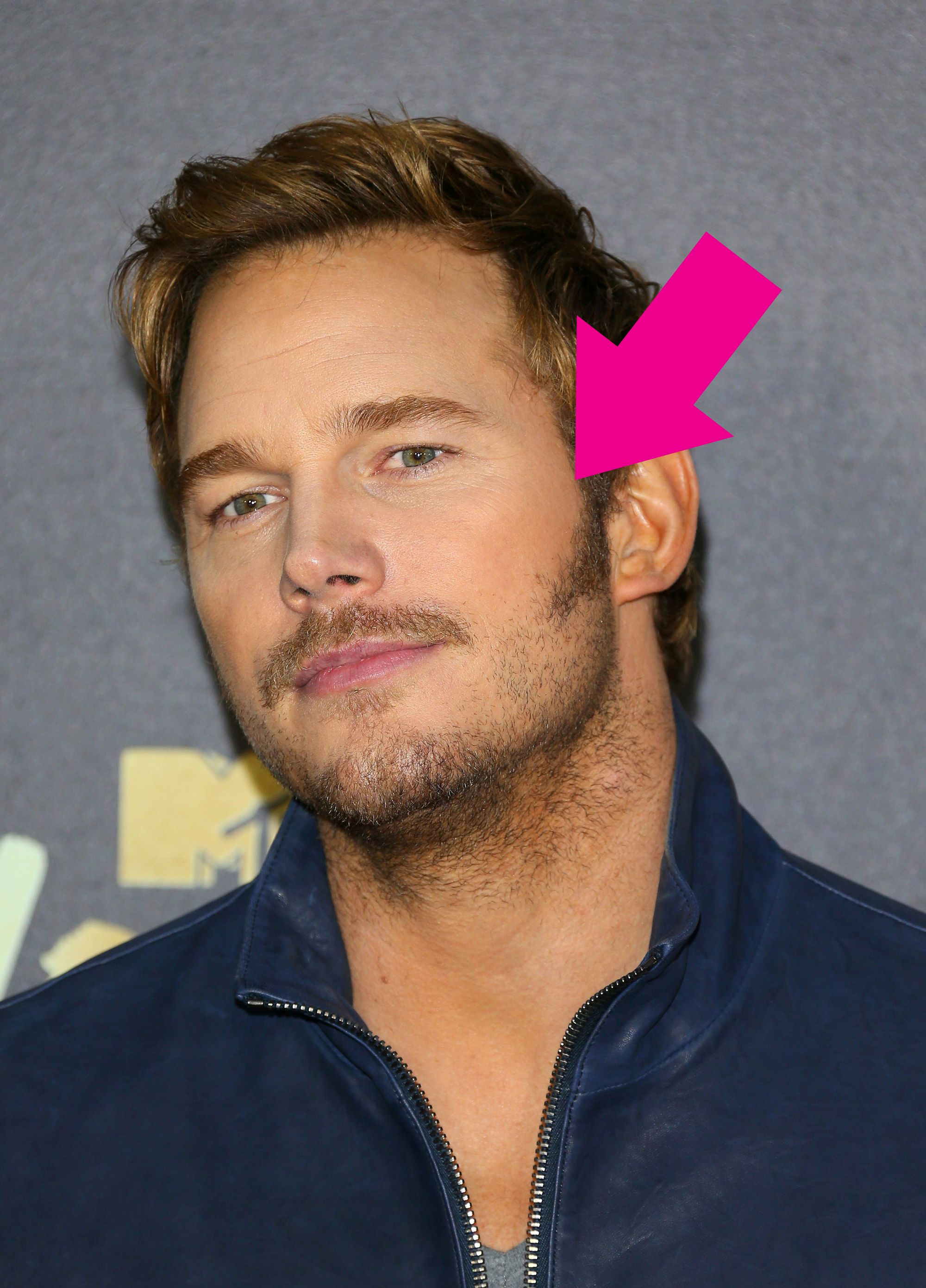 Chris Pratt Shows Off His Lighter Hair Color While Out to Lunch With Wife  Katherine Schwarzenegger Photo 4445724  Chris Pratt Katherine  Schwarzenegger Photos  Just Jared Entertainment News