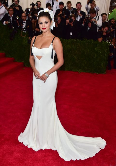 Selena Gomez in Black and White Louis Vuitton Dress at the 2016 Met Gala