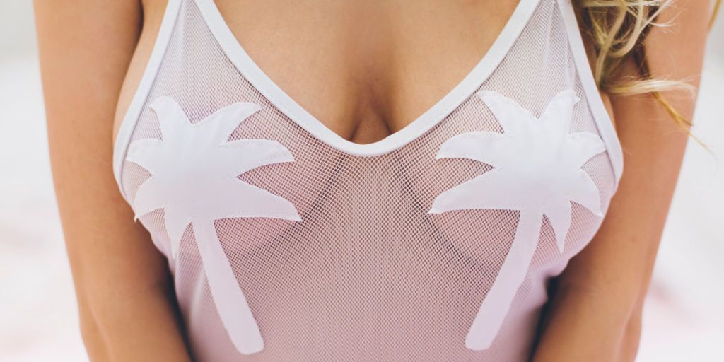 Things Girls Who Never Wear Bras Know To Be True