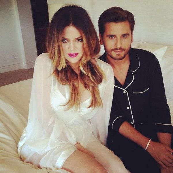 Scott Disick Has His Fingers Crossed He S Khloe Kardashian S Baby Daddy