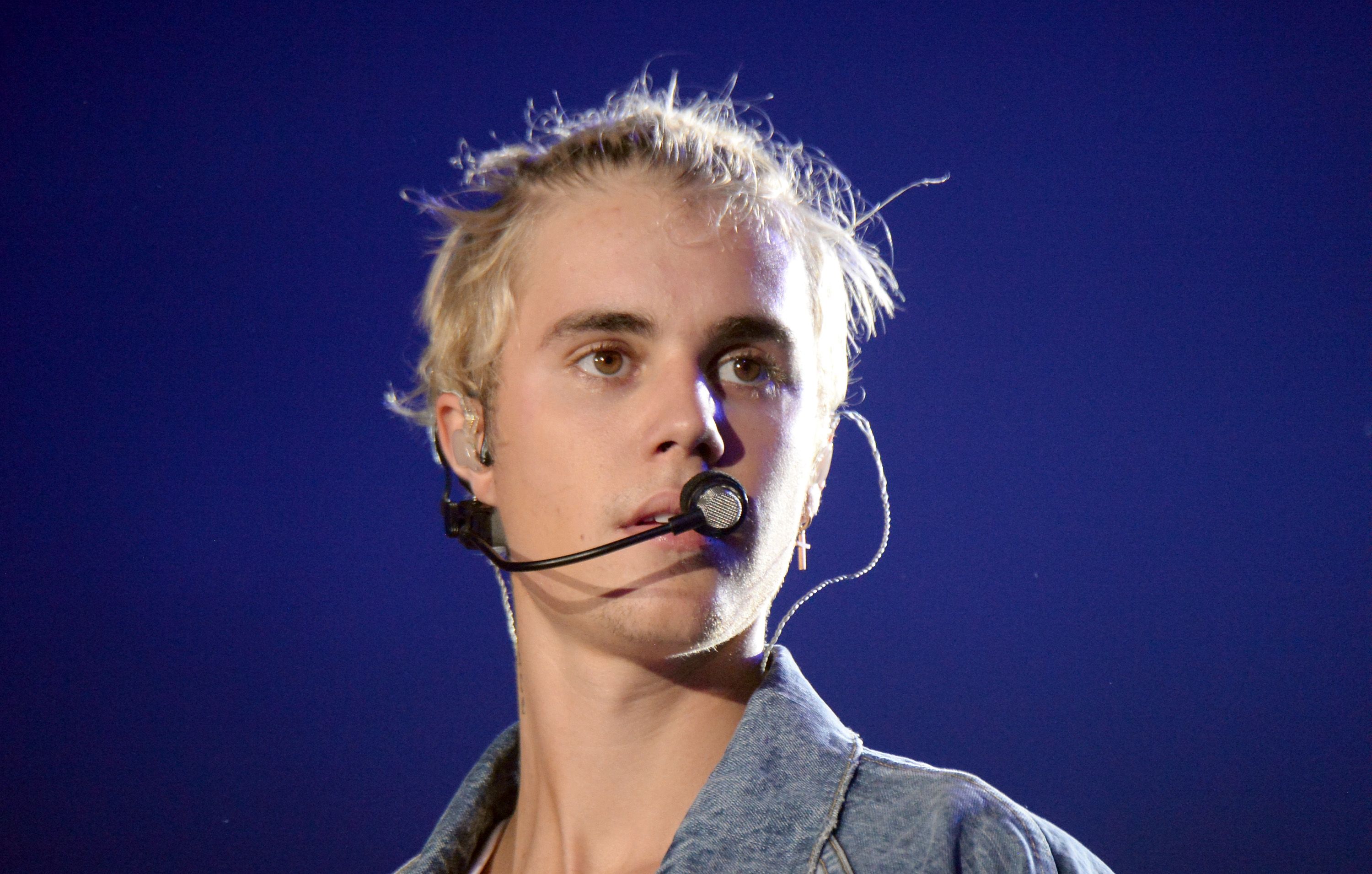 Someone Gave Justin Bieber S What Do You Mean An 80s Remix And It S Amazing