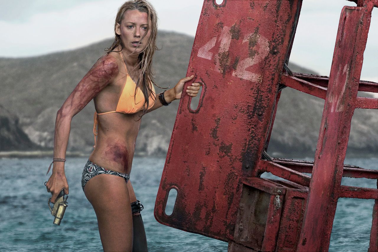 The Shallows review – deep breath: Blake Lively shark-fighting thriller is  superb | Thrillers | The Guardian