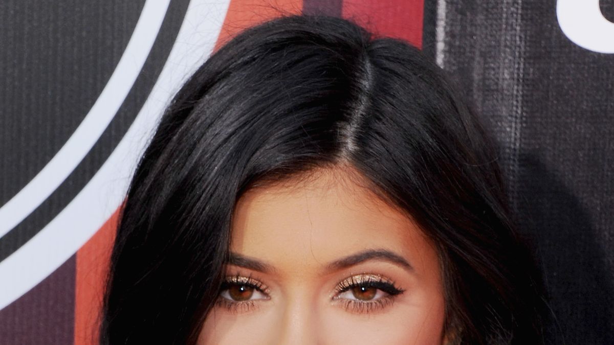 Kylie Jenner Viral Blush (Back in Stock at Sephora!) - Beauty