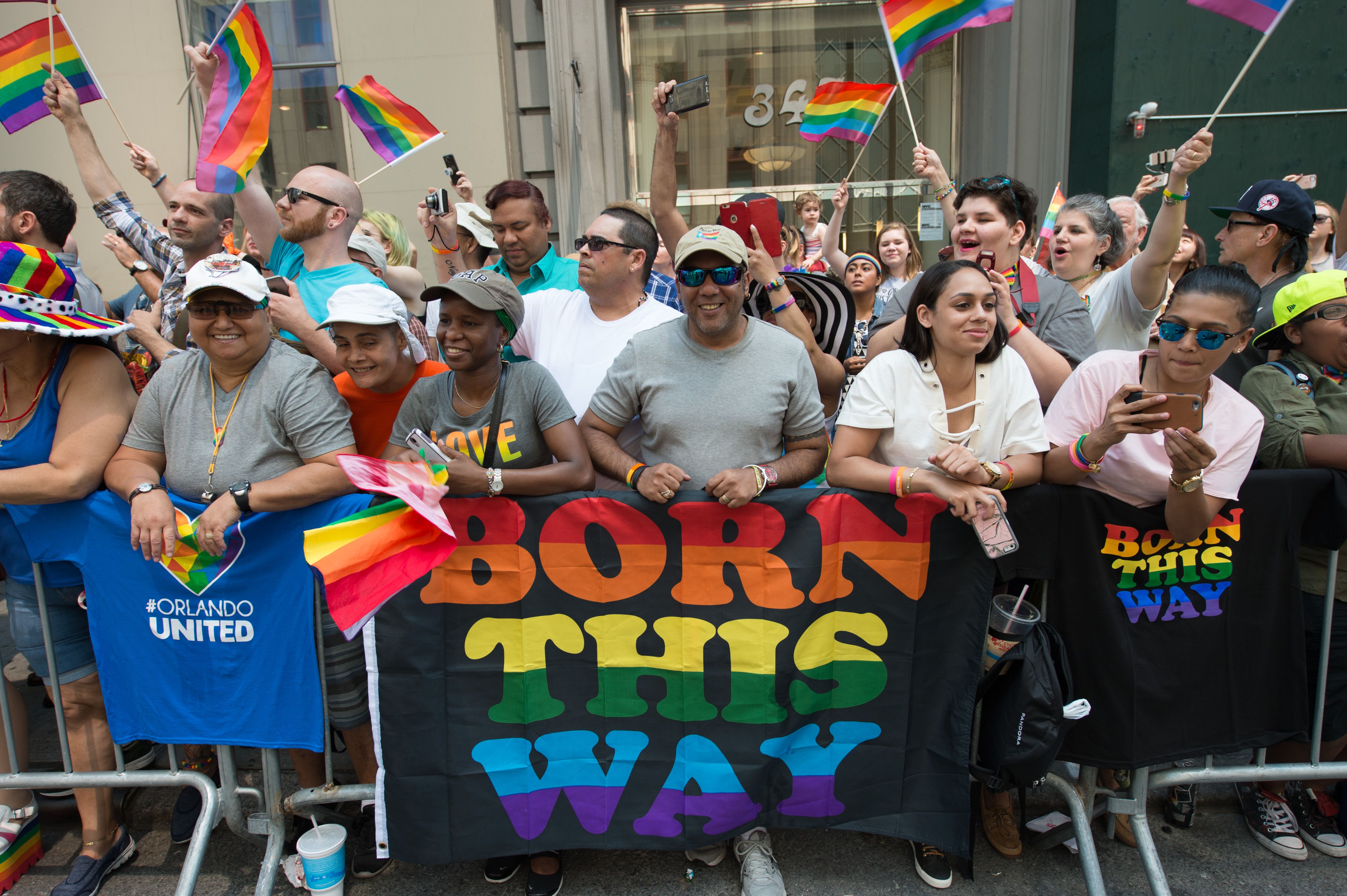 nyc gay pride 2016 parade