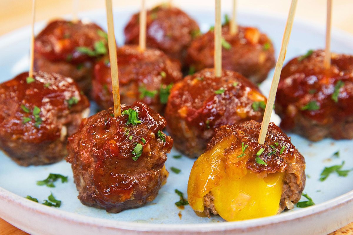 These Cheese-Filled Juicy Lucy Meatballs Will Be Devoured in 2 Seconds