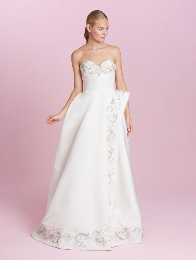 Best Wedding Dresses for Zodiac Sign - Perfect Wedding Dress Ideas