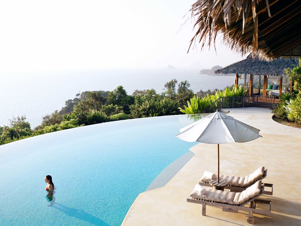resort, swimming pool, property, vacation, leisure, tropics, house, tourism, building, lagoon,