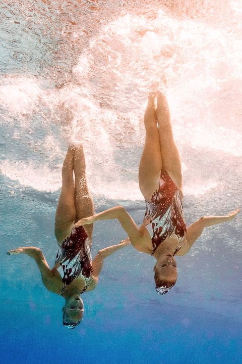 21 Stunning Photos From the Olympic Synchronized Swimming Finals