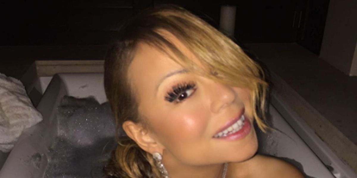 Mariah Carey Takes Incredibly Glamorous Bathtub Selfie