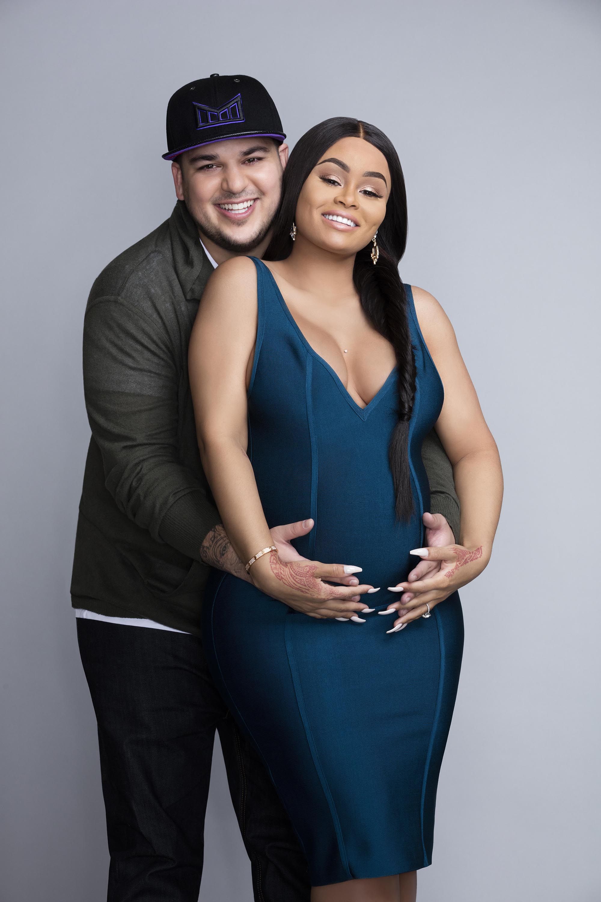 Here's Your First Look At Rob Kardashian And Blac Chyna's Baby Girl