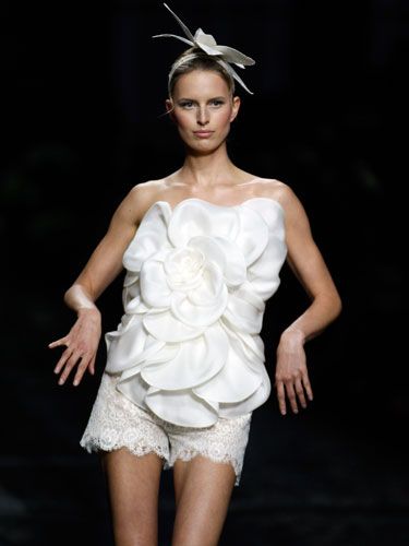 Ugly Wedding Dresses Crazy Designer Wedding Dresses
