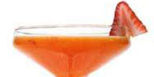 <p>Ingredients:</p>
<p>1 part Jim Beam Black<br /> 1/2 Part DeKuyper O3 Premium <br /> Orange Liqueur<br /> 1 part fresh lemon juice <br /> 2 strawberries, sliced<br /> 2 fresh basil leaves, torn<br /> 1/2 part simple syrup</p>
<p>Fill shaker with Jim Beam Black with DeKuyper O3, fresh lemon, simple syrup, and ice and shake well. Add in sliced strawberries and torn basil leaves and stir. Strain into a collins glass and add ice. Garnish with basil and a lime slice.</p>