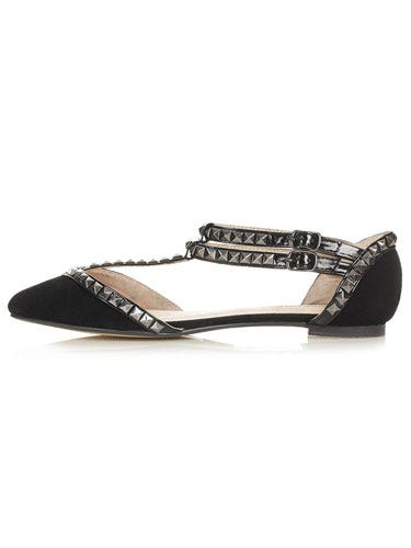 t bar pointed flat shoes