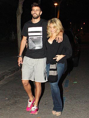 Shakira Pregnancy Pictures Shakira Baby Bump