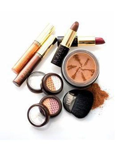 A supermodel and global beauty icon for over thirty years, Mrs. David Bowie is now also a bonafide makeup mogul! With its show-stopping shadows, lipsticks and bronzers (oh, the bronzers!) this full-range skincare and cosmetics line <a href="http://www.imancosmetics.com/" target="_blank">Iman Cosmetics</a> indulges the bold glamazon in all of us.